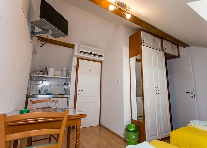 Maja Apartments